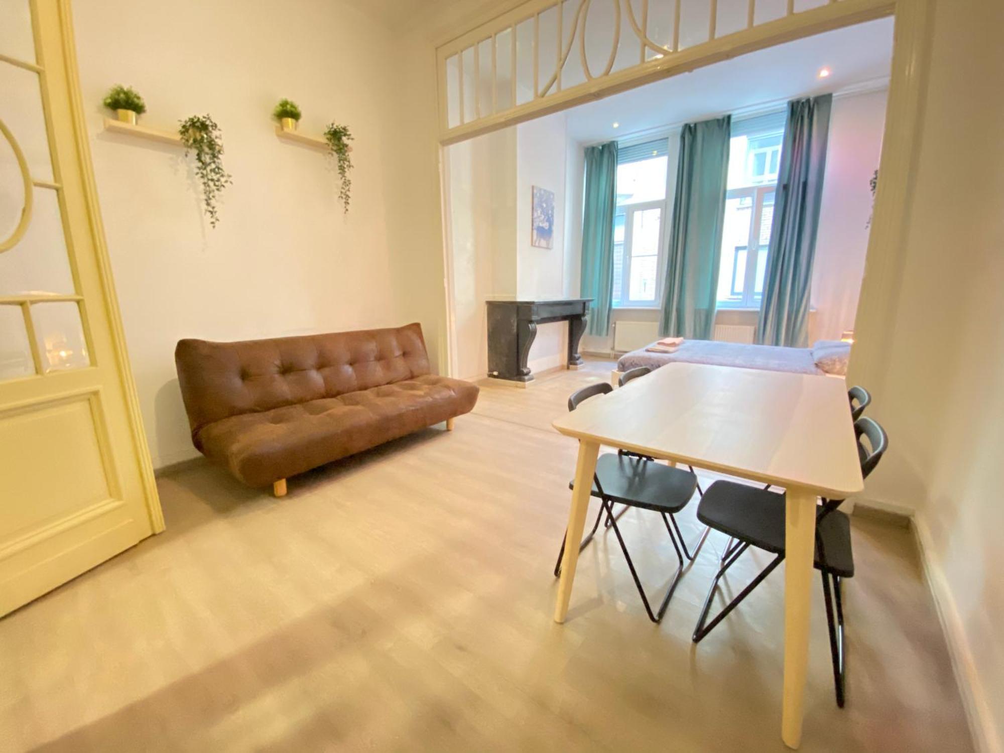 Apartment Charming In The Heart Of