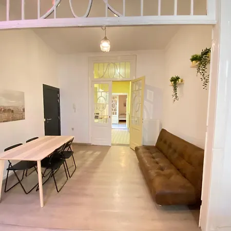 Charming Apartments In The Heart Of Antwerp Exterior photo